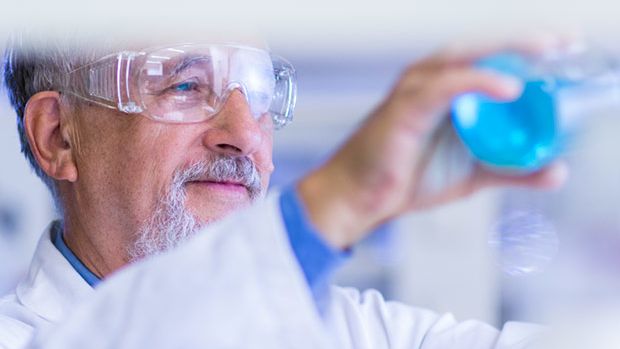 Wasseranalysen in unserem Labor - Dr. Hartmann Chemietechnik